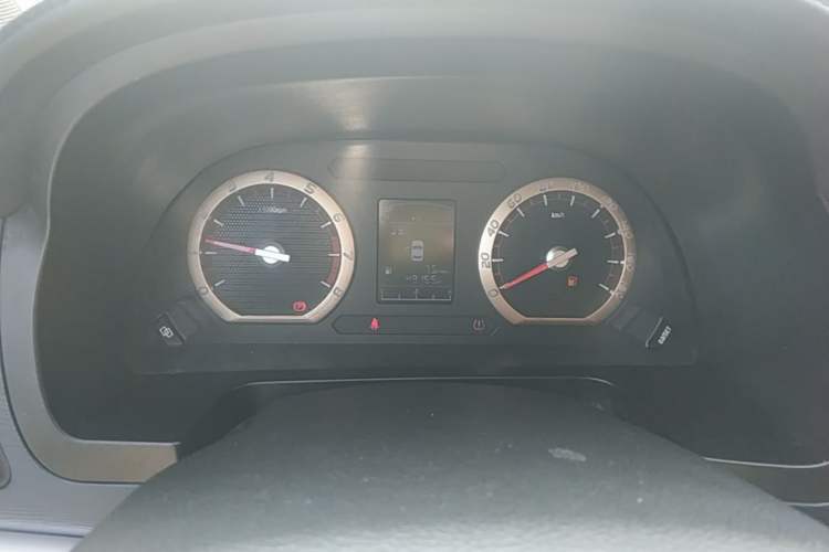 Used FORTHING Lingzhi 2020 M5L 1.6L Base Model 9 Seats Instrument Cluster