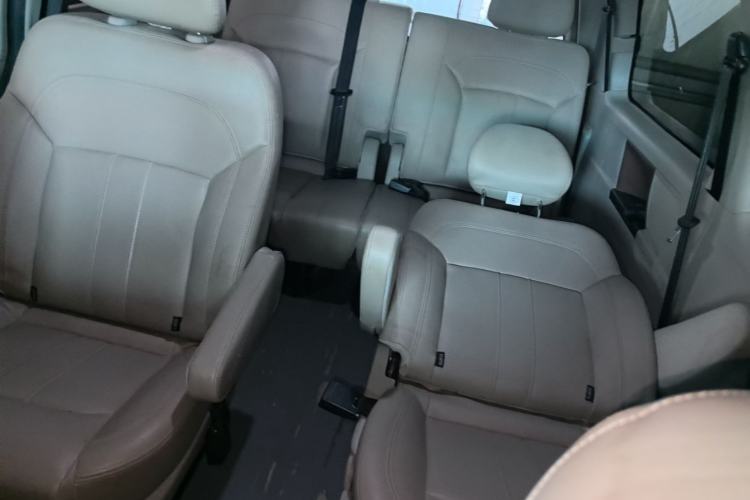 Used FORTHING Lingzhi 2020 M5L 1.6L Luxury 7-Seater Left Rear Seat