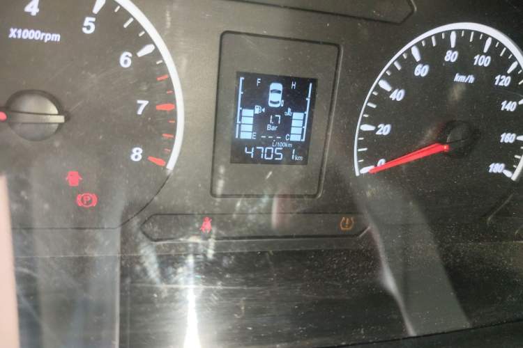 Used FORTHING Lingzhi 2020 M5L 1.6L Utility Model Odometer Close Up