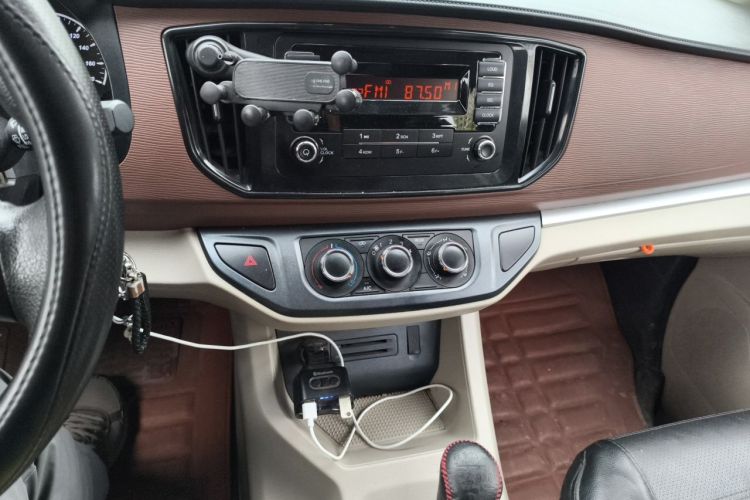 Used FORTHING Lingzhi 2021 M5L 2.0L Utility Model Audio And AC Panel