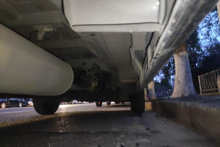 Used FORTHING Lingzhi 2021 M5L 2.0L Utility Model Chassis Rear Right