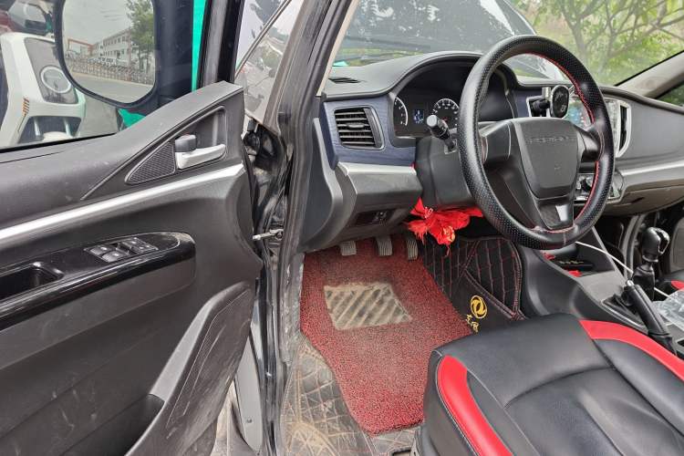 Used FORTHING Lingzhi 2021 M5L 2.0L Utility Model Driver Seat