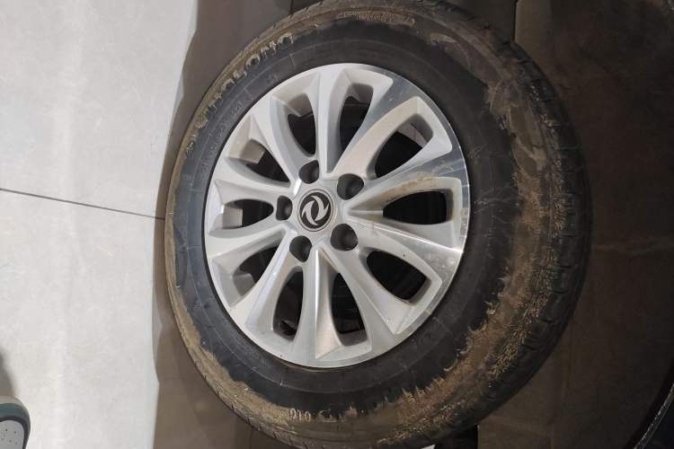 Used FORTHING Lingzhi 2021 M5L 2.0L Utility Model Exterior 8