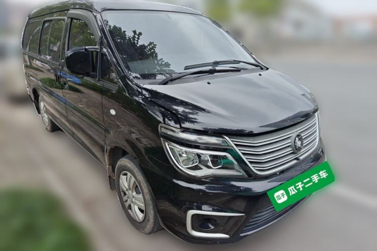 Used FORTHING Lingzhi 2021 M5L 2.0L Utility Model Front Right 45 Deg