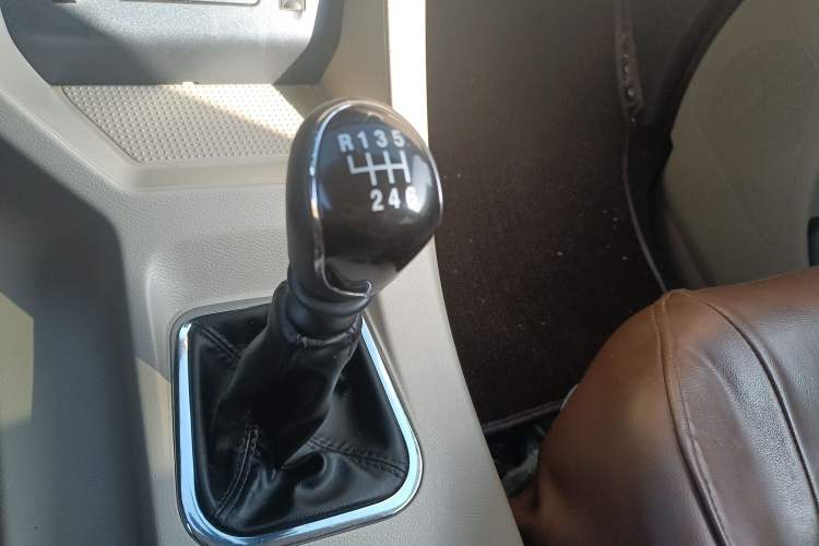 Used FORTHING Lingzhi 2021 M5L 2.0L Utility Model Gear Lever