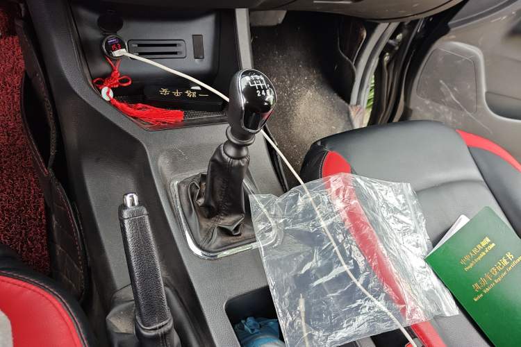 Used FORTHING Lingzhi 2021 M5L 2.0L Utility Model Gear Lever