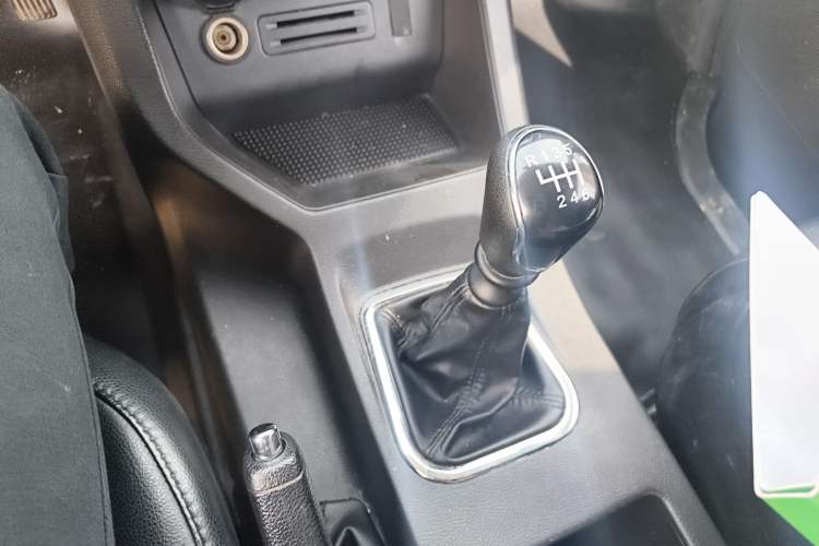 Used FORTHING Lingzhi 2021 M5L 2.0L Utility Model Gear Lever