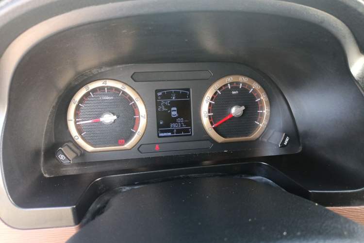 Used FORTHING Lingzhi 2021 M5L 2.0L Utility Model Instrument Cluster