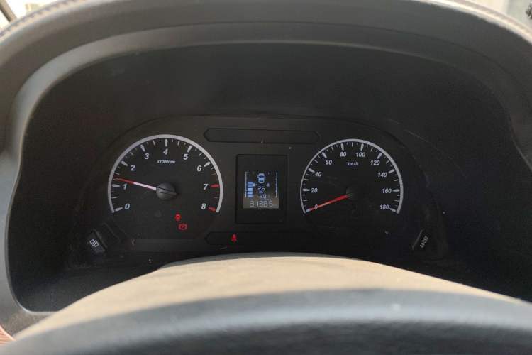 Used FORTHING Lingzhi 2021 M5L 2.0L Utility Model Instrument Cluster