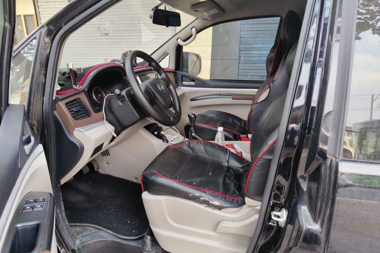 Used FORTHING Lingzhi 2021 M5L 2.0L Utility Model Left Front Seat