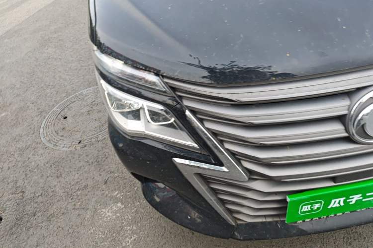Used FORTHING Lingzhi 2021 M5L 2.0L Utility Model Right Front Headlight