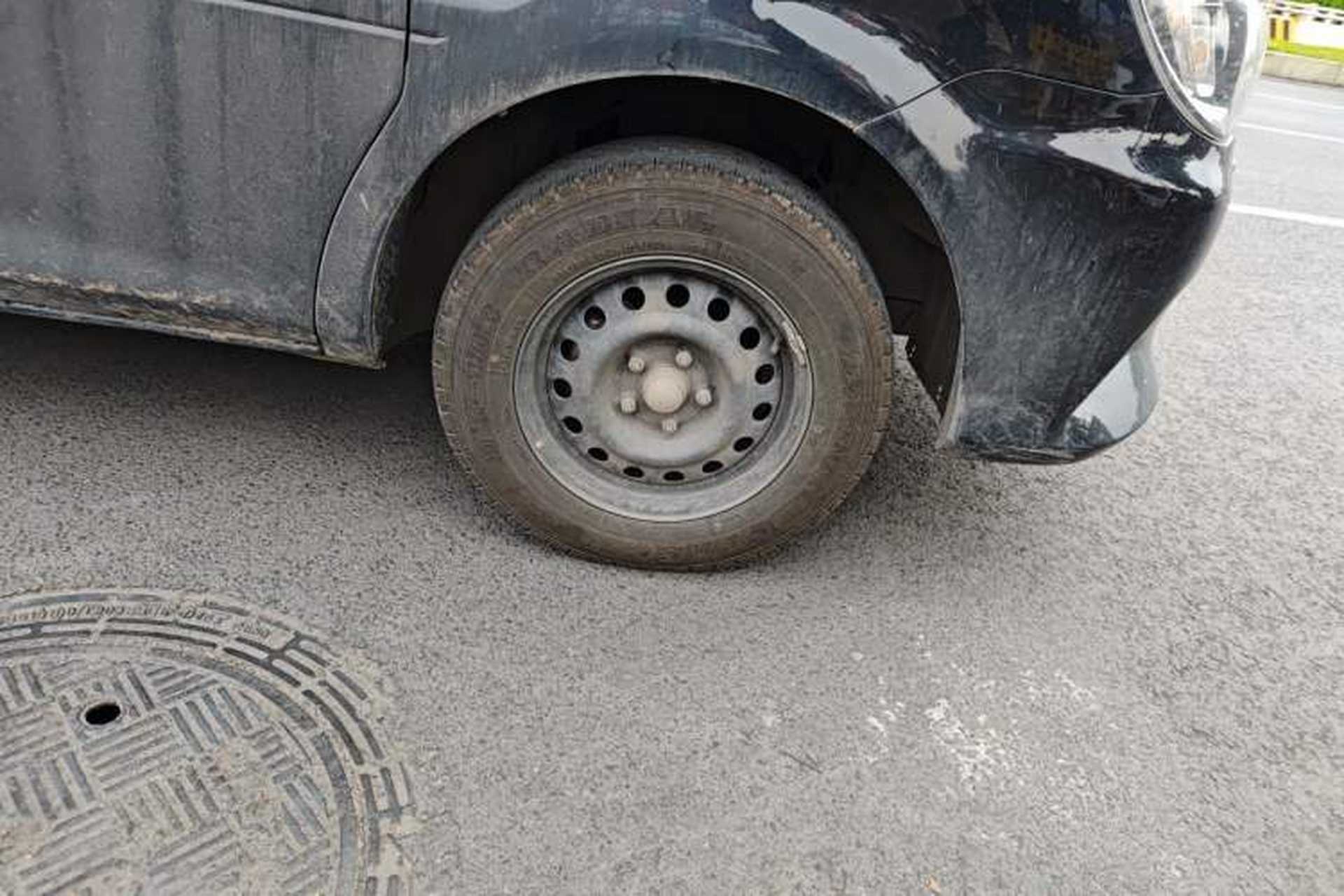 Used FORTHING Lingzhi 2021 M5L 2.0L Utility Model Right Front Wheel Hub