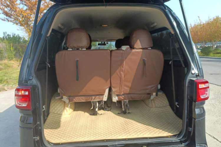 Used FORTHING Lingzhi 2021 M5L 2.0L Utility Model Trunk