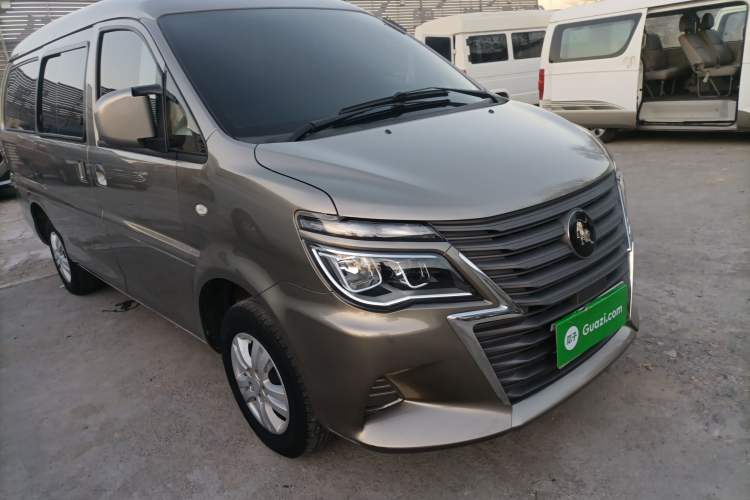 Used FORTHING Lingzhi 2021 M5L 2.0L Utility Model Front Right 45 Deg