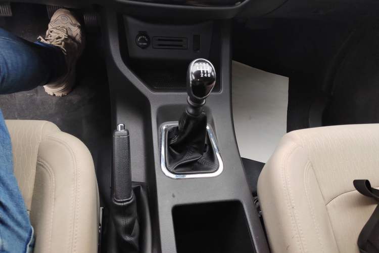 Used FORTHING Lingzhi 2021 M5L 2.0L Utility Model Gear Lever