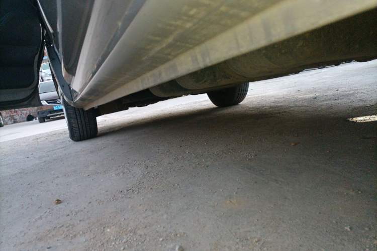 Used FORTHING Lingzhi 2021 M5L 2.0L Utility Model Left Side Sill