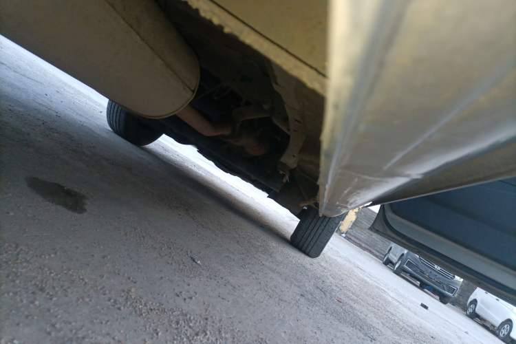 Used FORTHING Lingzhi 2021 M5L 2.0L Utility Model Right Side Sill