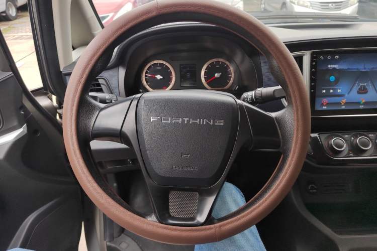 Used FORTHING Lingzhi 2021 M5L 2.0L Utility Model Steering Wheel