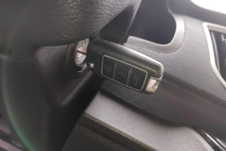 Used FORTHING Lingzhi 2021 M5L 2.0L Utility Model Vehicle Key