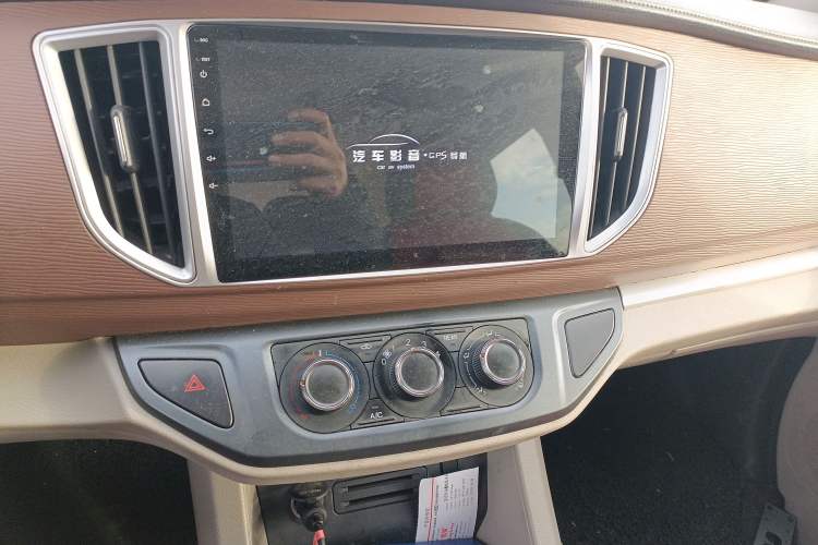 Used FORTHING Lingzhi 2021 M5L 2.0L Utility Model Audio And AC Panel