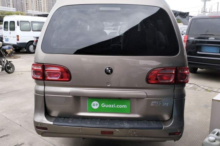 Used FORTHING Lingzhi 2021 M5L 2.0L Utility Model Exterior 4