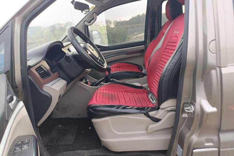 Used FORTHING Lingzhi 2021 M5L 2.0L Utility Model Left Front Seat
