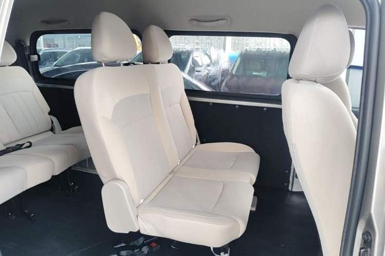 Used FORTHING Lingzhi 2021 M5L 2.0L Utility Model Left Rear Seat