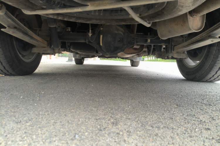 Used FORTHING Lingzhi 2021 M5L 2.0L Utility Model Chassis Rear