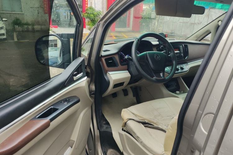 Used FORTHING Lingzhi 2021 M5L 2.0L Utility Model Driver Seat