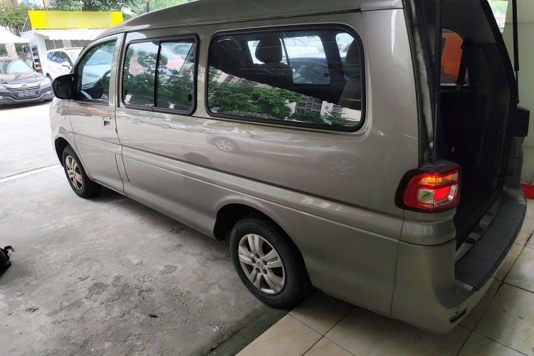Used FORTHING Lingzhi 2021 M5L 2.0L Utility Model Exterior 3