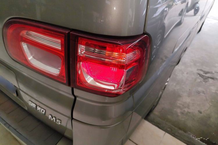 Used FORTHING Lingzhi 2021 M5L 2.0L Utility Model Exterior 6