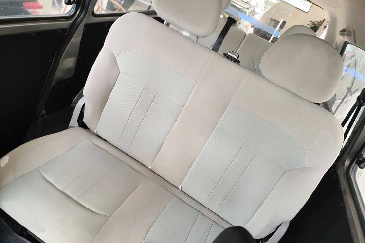 Used FORTHING Lingzhi 2021 M5L 2.0L Utility Model Interior 4
