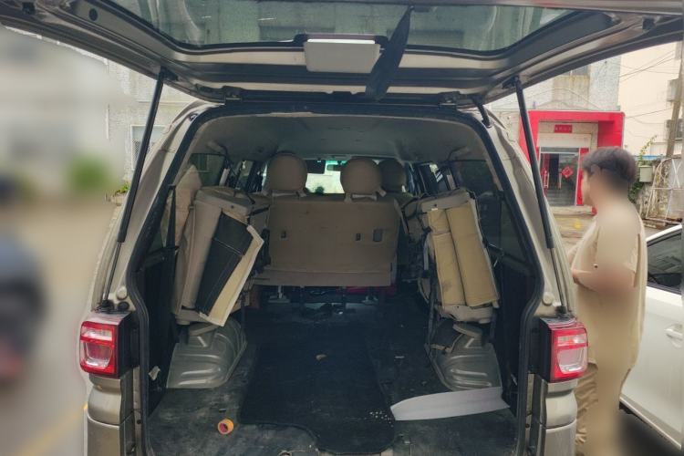 Used FORTHING Lingzhi 2021 M5L 2.0L Utility Model Trunk