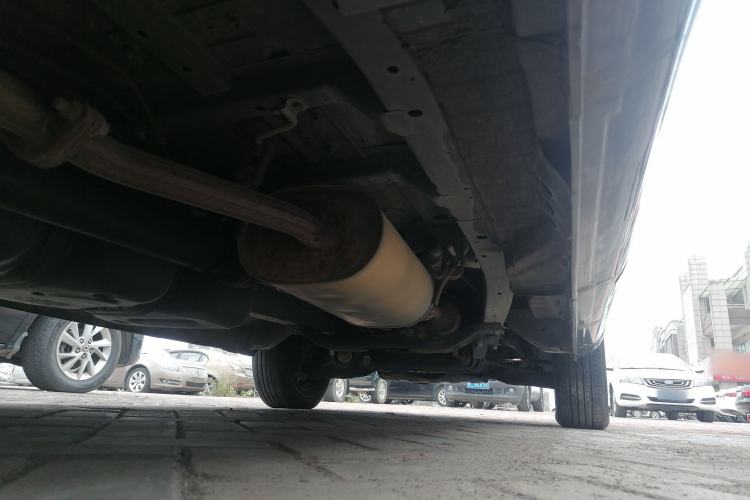 Used FORTHING Lingzhi 2022 M5 1.6L Practical 7-Seater Chassis Rear Right