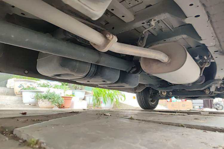 Used FORTHING Lingzhi 2022 M5 1.6L Practical 7-Seater Chassis Rear Right