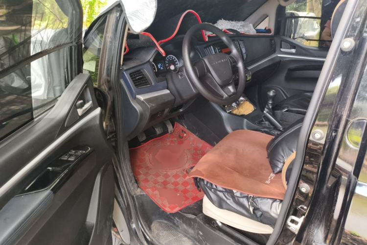 Used FORTHING Lingzhi 2022 M5 1.6L Practical 7-Seater Driver Seat
