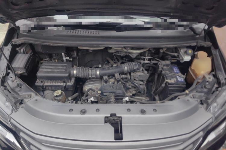 Used FORTHING Lingzhi 2022 M5L 1.6L Utility Model 7 Seats Engine Bay