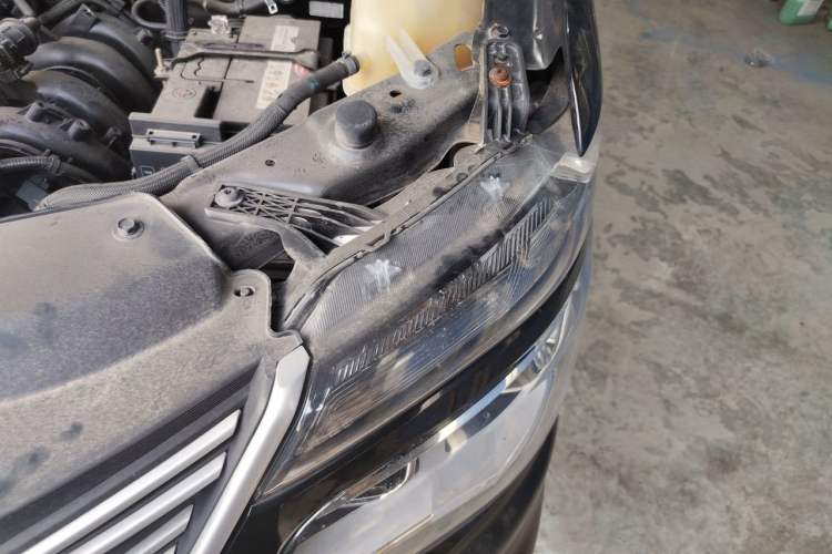 Used FORTHING Lingzhi  Engine Bay Left