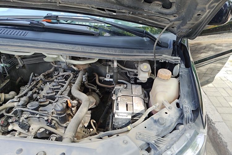 Used FORTHING Lingzhi 2022 Entry-Level M5L 1.6L Comfort Version 7 Seats Engine Bay Left