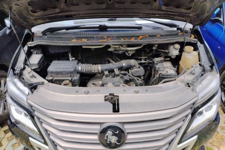 Used FORTHING Lingzhi 2022 M5L 1.6L Utility Model 7 Seats Engine Bay