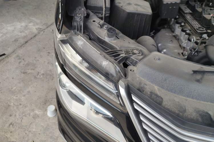 Used FORTHING Lingzhi  Engine Bay Right