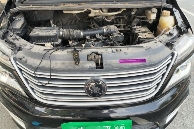 Used FORTHING Lingzhi 2022 M5 1.6L Practical 7-Seater Engine Bay