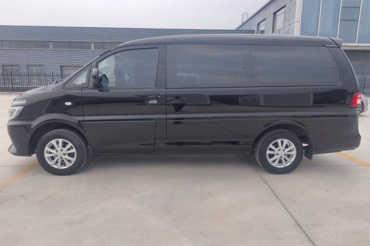 Used FORTHING Lingzhi 2022 Striving Version M5L 1.6L Luxury 7-Seater Exterior 2