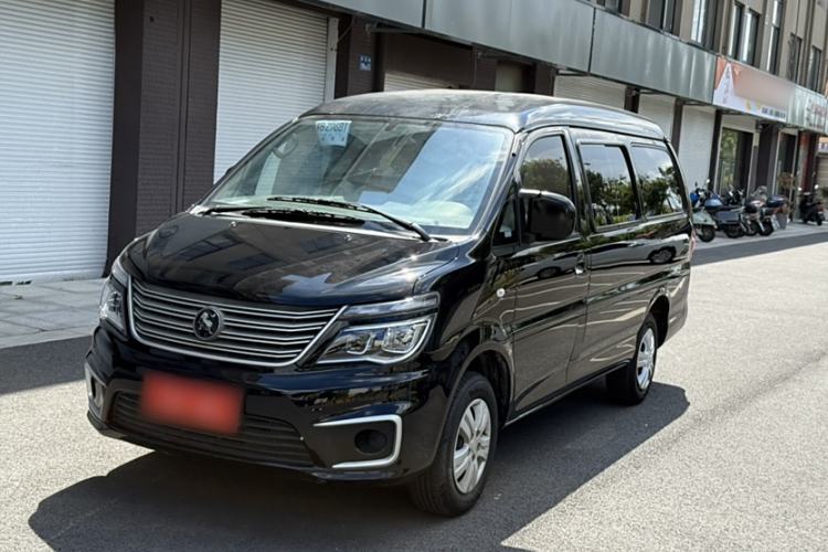 Used FORTHING Lingzhi 2022 M5L 1.6L Utility Model 7 Seats Exterior 3