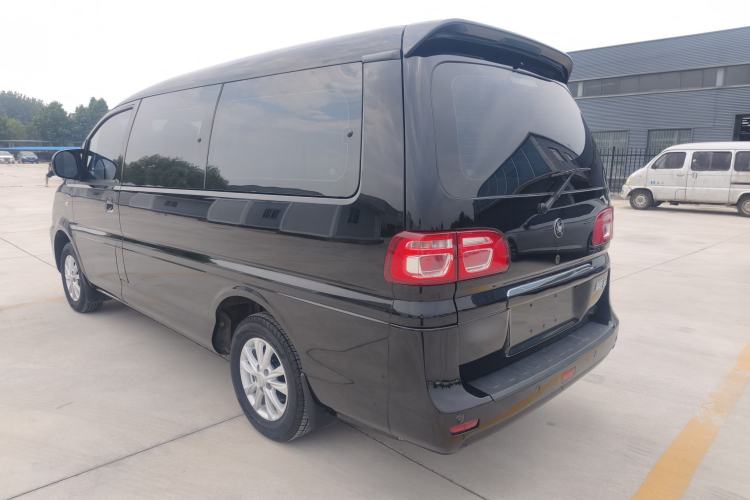 Used FORTHING Lingzhi 2022 Striving Version M5L 1.6L Luxury 7-Seater Exterior 4