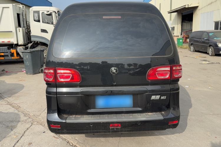 Used FORTHING Lingzhi 2022 M5L 1.6L Utility Model 7 Seats Exterior 4