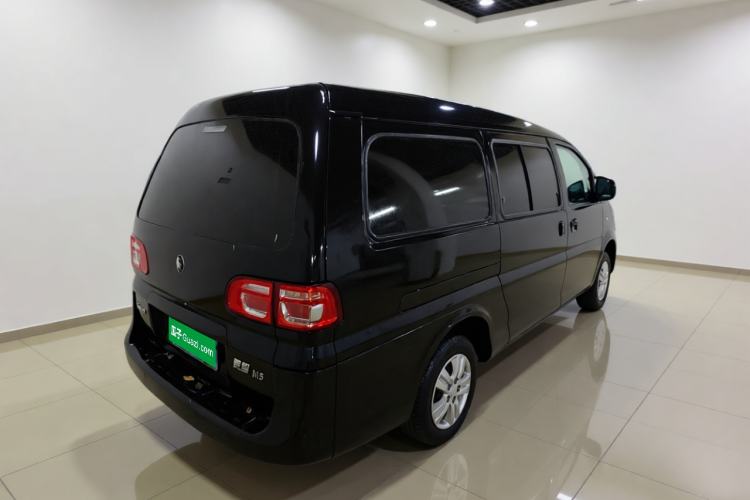 Used FORTHING Lingzhi 2022 M5L 1.6L Utility Model 7 Seats Exterior 5
