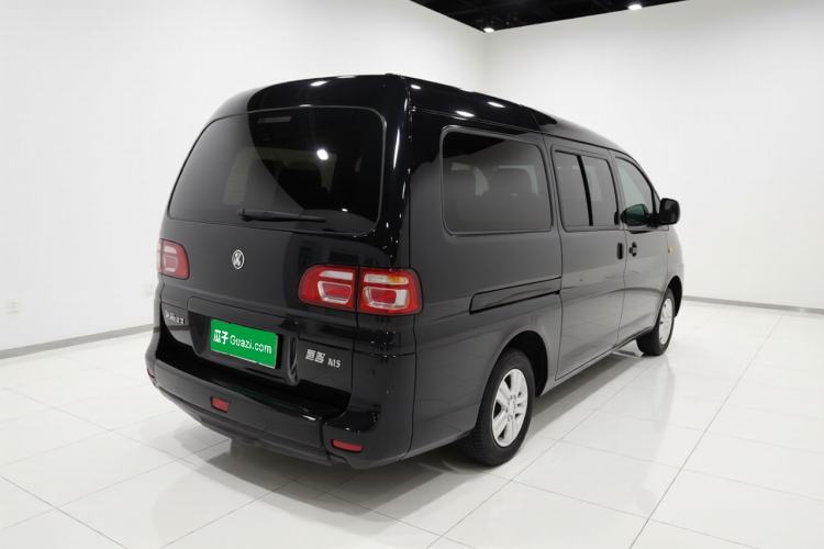 Used FORTHING Lingzhi 2022 M5L 1.6L Utility Model 7 Seats Exterior 5