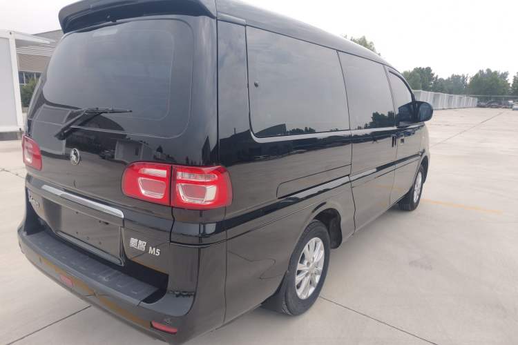 Used FORTHING Lingzhi 2022 Striving Version M5L 1.6L Luxury 7-Seater Exterior 6
