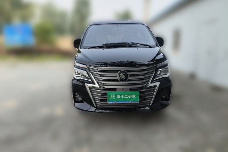 Used FORTHING Lingzhi 2022 Striving Version M5L 1.6L Luxury 7-Seater Front
